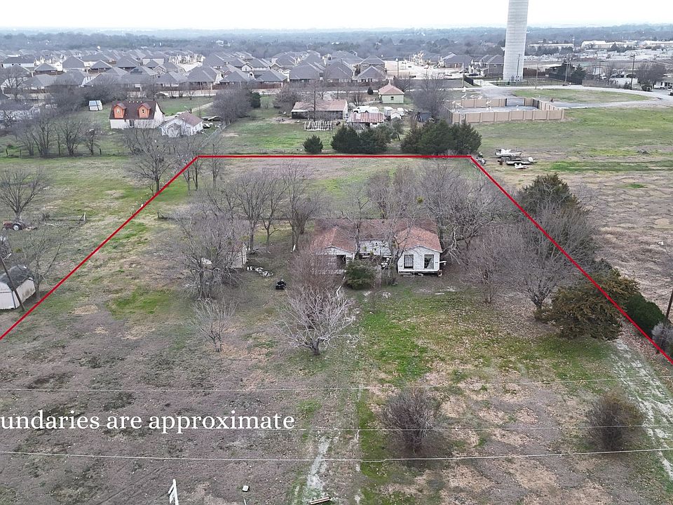 2nd image of 410 Cottrell Ln