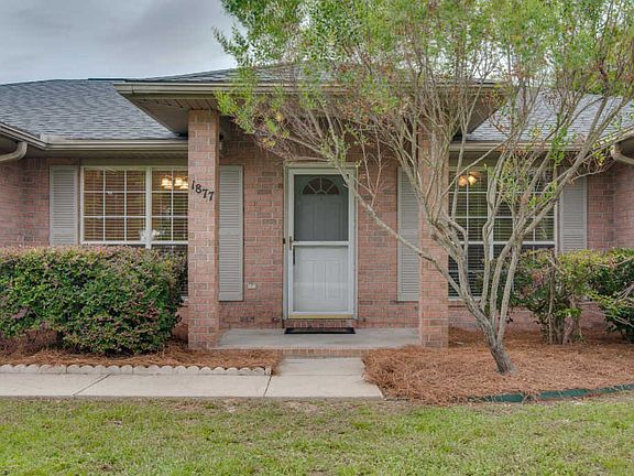 4th image of 1877 Everglades Dr