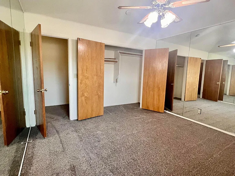 4830 E Indianapolis Ave — Photo 19