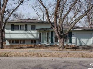 3109 SW Atwood Ave, Topeka, KS 66614