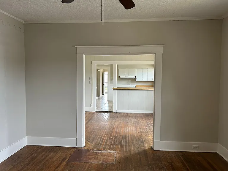 3463 Macon Rd — Photo 10