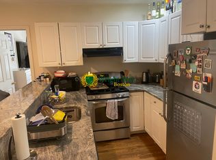 65 Egmont St #7DW, Brookline, MA 02446