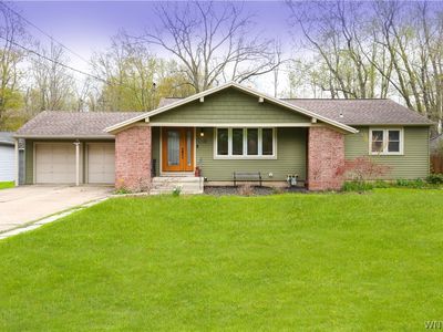 373 Ayer Rd, Williamsville, NY, 14221