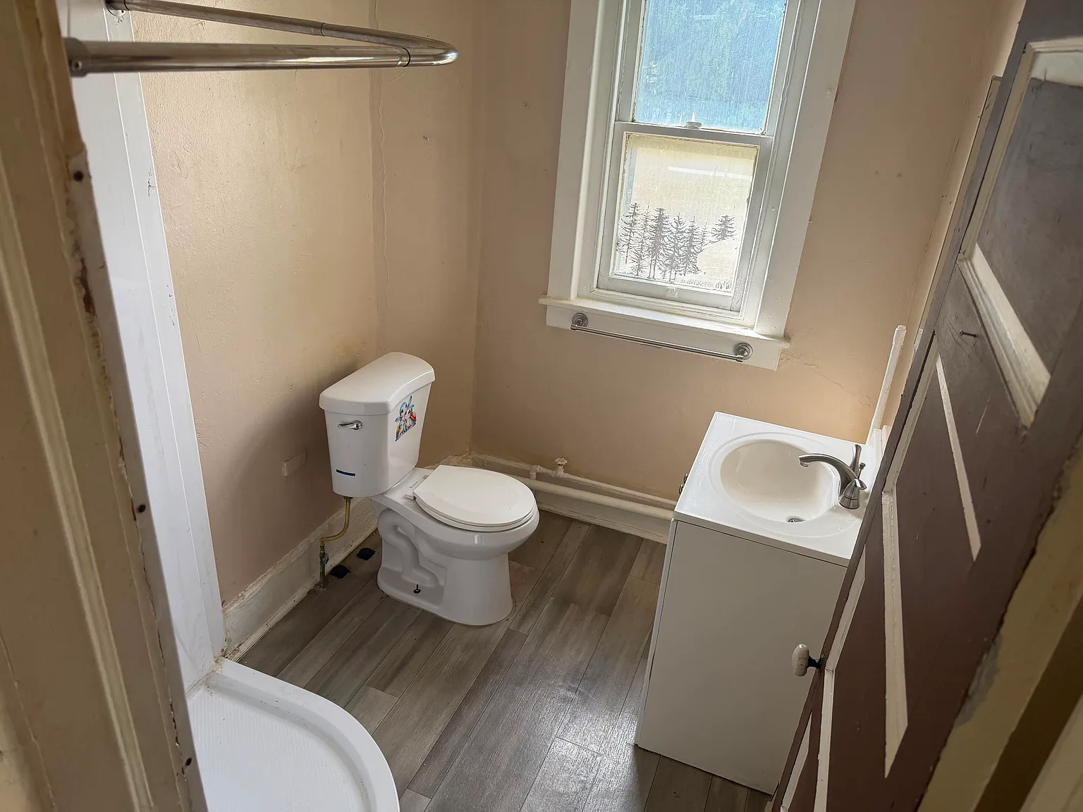 2 bed, 800 sqft, $1,400 — Photo 1