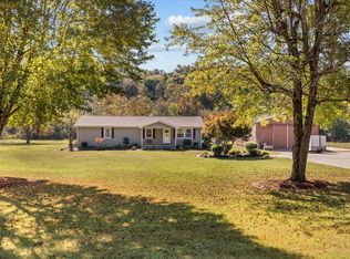 359 Ogden Rd, Mc Ewen, TN 37185