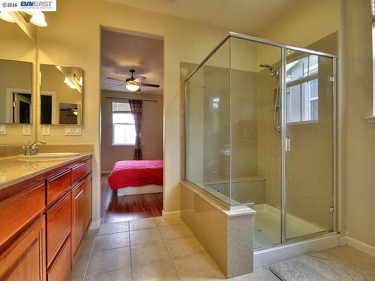 2878 Hilltop Mall Rd — Photo 17