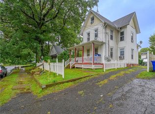 65 Meridian St, Meriden, CT 06451