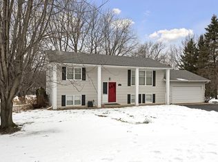 535 Old Crystal Bay Rd S, Long Lake, MN 55356