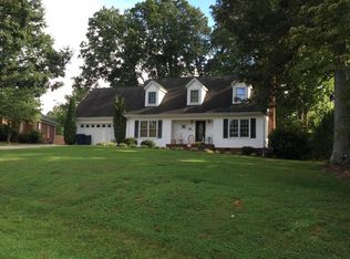 164 Eastwood Dr, Statesville, NC 28625