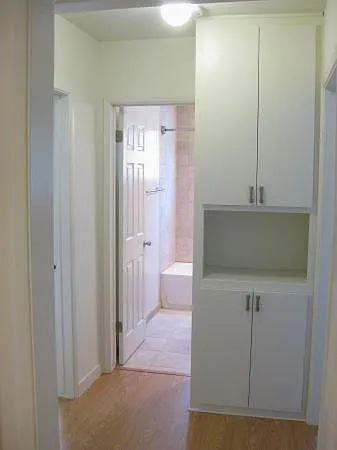 Hallway/Bathroom