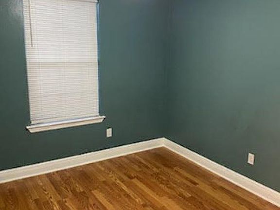 5th image of 3201 Addison Ln