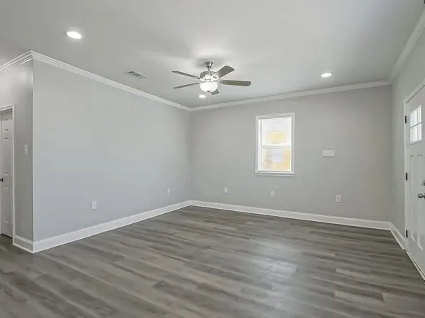 1901 Touro St, New Orleans, LA 70116