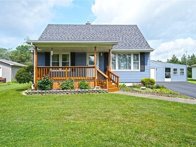 6167 N Whitham Dr, Niagara Falls, NY, 14304