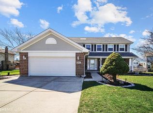 8111 W Old Mill Rd, Frankfort, IL 60423