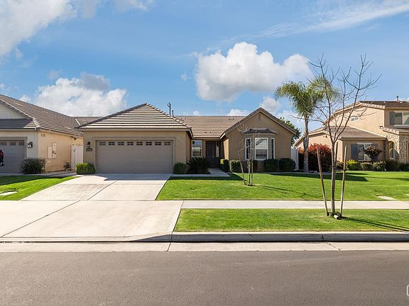 3rd image of 14705 Yellow Lupine Dr