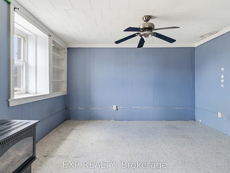 20 Colborne St S #1 — Photo 13