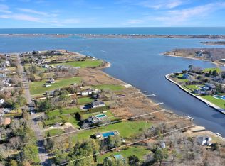 18 Sunset Ave, East Quogue, NY 11942
