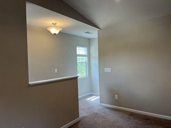 5th image of 7580 Woodhaven Ct