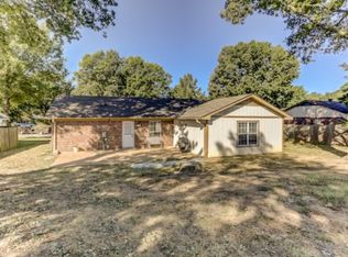 5480 Farnell Dr, Horn Lake, MS 38637