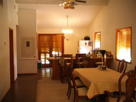 5th image of 132 Woodworth Ave