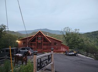 2629 Raccoon Hollow Way, Sevierville, TN 37862