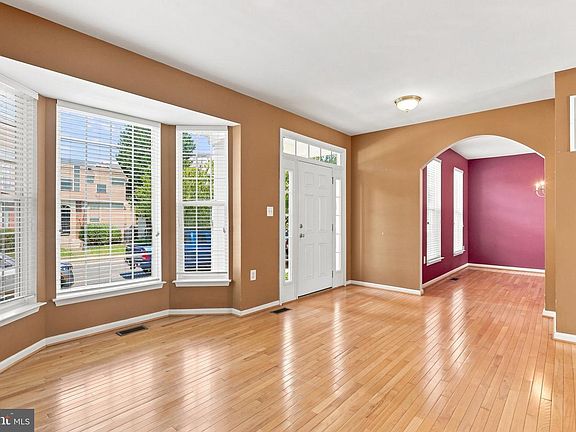4th image of 109 Burnlea Rd