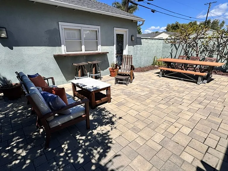517 Valmore Ave — Photo 11