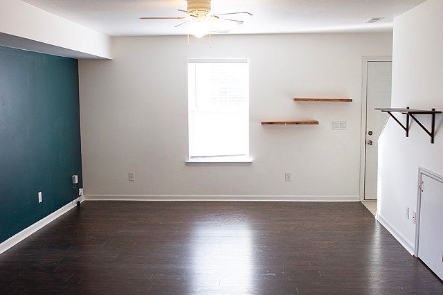 1st image of 3477 Hedge Dr NE