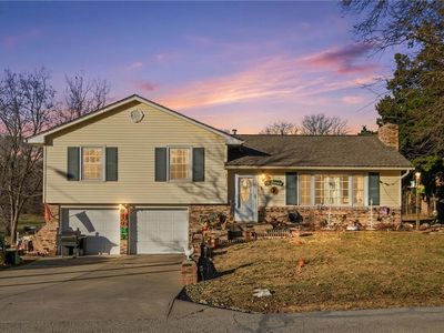 7710 Speaker Rd, Kansas City, KS, 66111