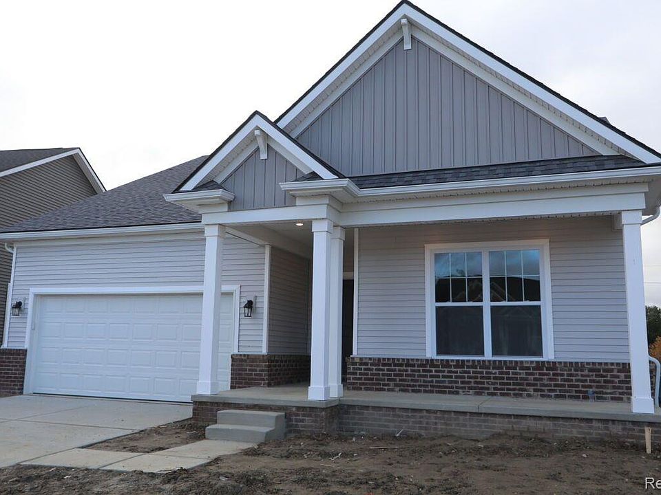 1st image of 3746 Park Creek Ln