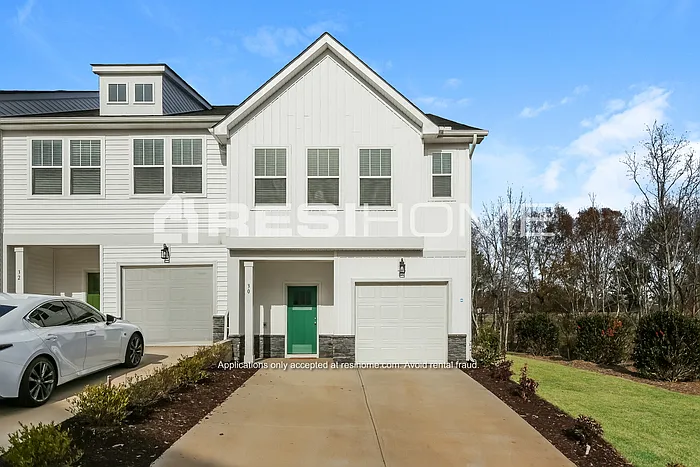 104 Brooklet Trl