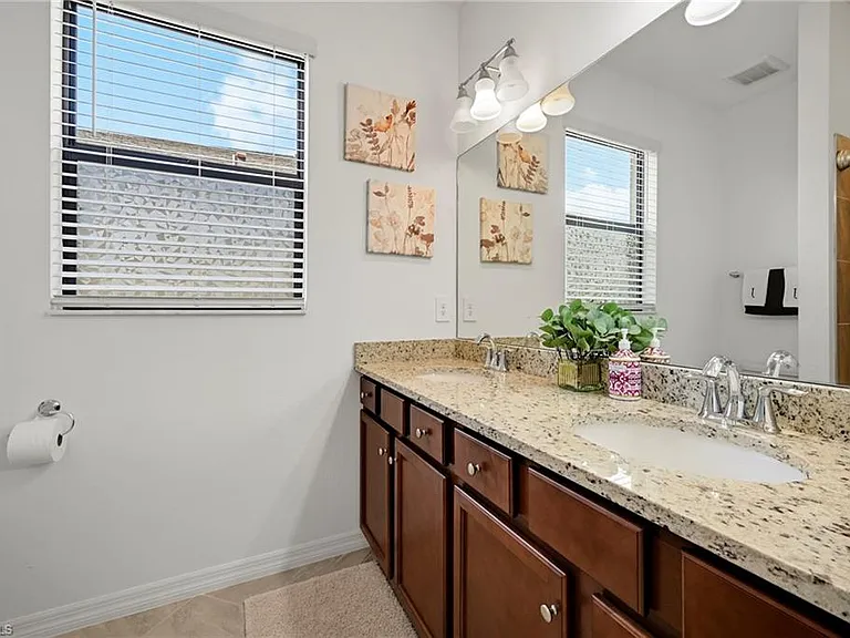 3424 Murcia Ct — Photo 22