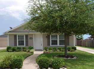 249 Crystal Isle Dr, Dickinson, TX 77539