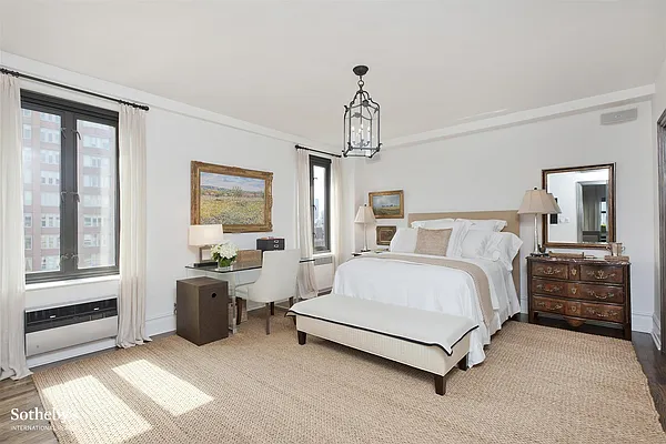 Sold by Sotheby's International Realty | media 12