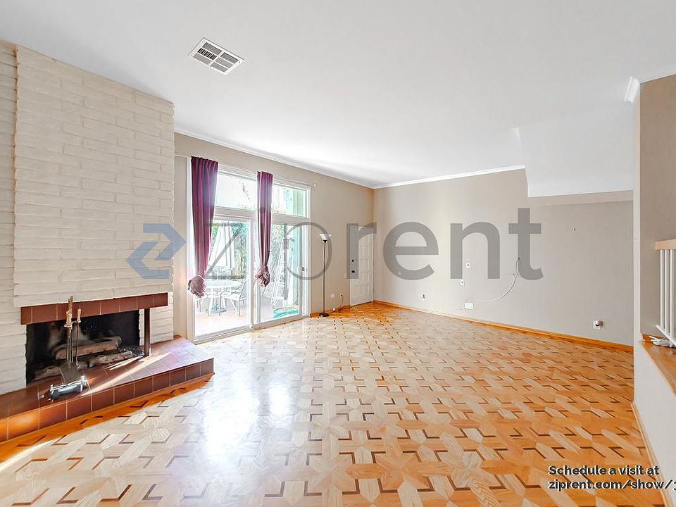 1st image of 5222 Lindley Ave Unit 2