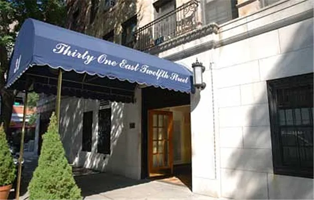 Rented by Buchbinder & Warren | media 17