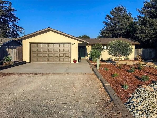 379 Pecan Pl
