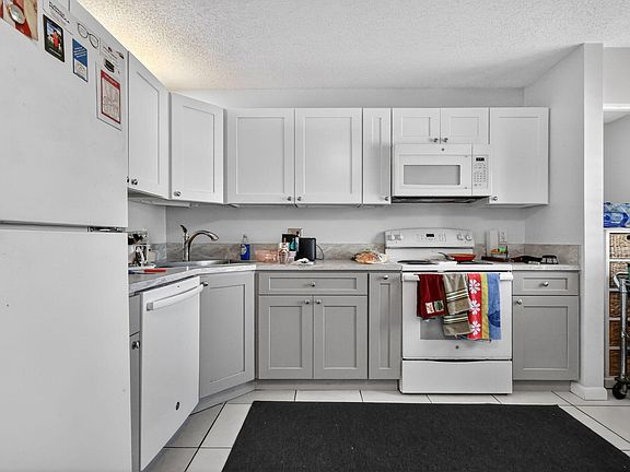 4th image of 2641 W Gately Dr W #906