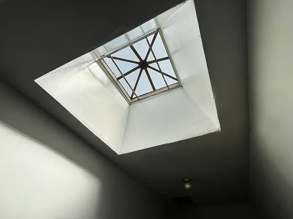 456 Humboldt Street image 6 of 9