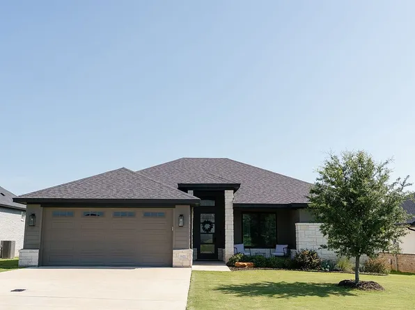 9925 Bridlewood Ln, Waco, TX 76708