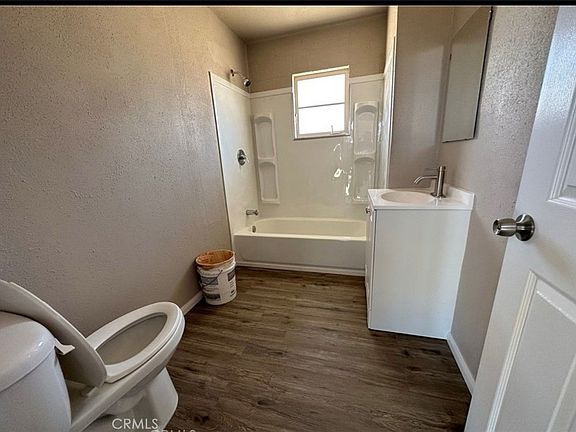 3rd image of 36281 Fleetwood St #36281