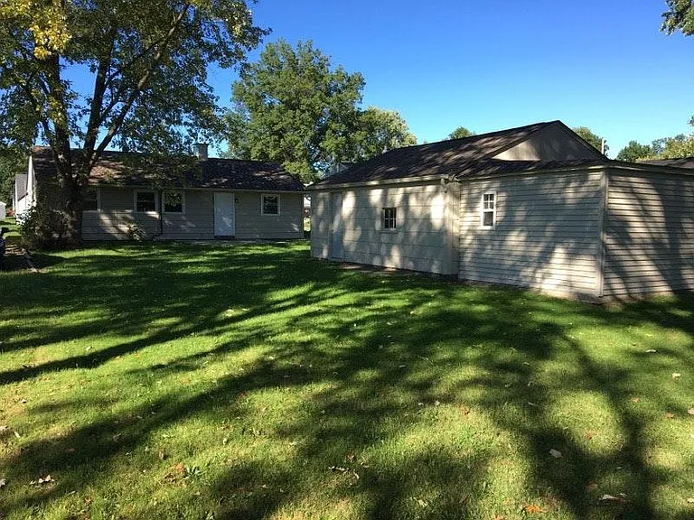 1513 Thalia Ave — Photo 4