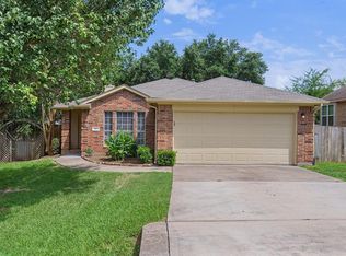610 Fantasy Ln, Montgomery, TX 77356