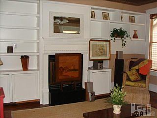 5th image of 306 E West St