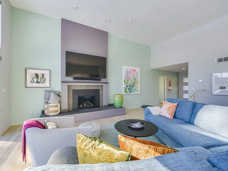 4 Bayberry Ln — Photo 13