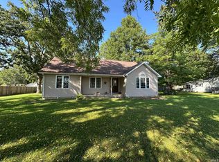 552 W Indiana Ave, Upland, IN 46989