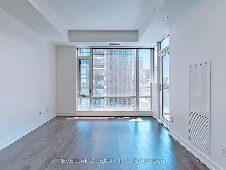 21 Widmer St #1507 — Photo 17