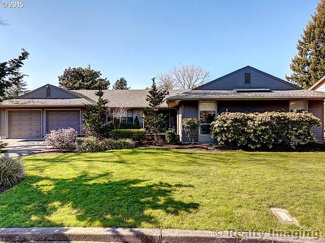 2435 SW Timberline Dr photo 1