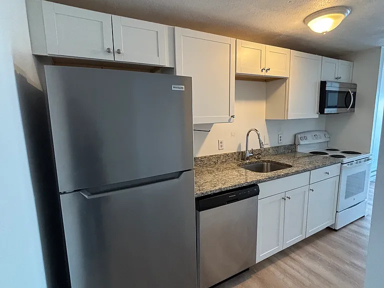 272 Quarry St #59 — Photo 1