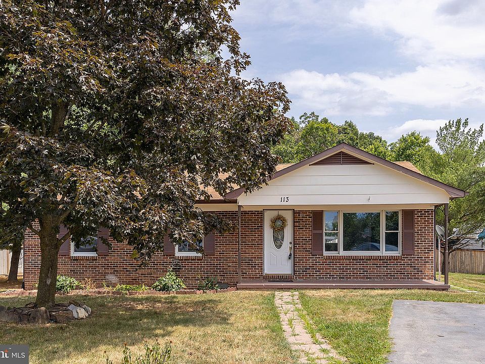 1st image of 113 Crystal Lake Ct